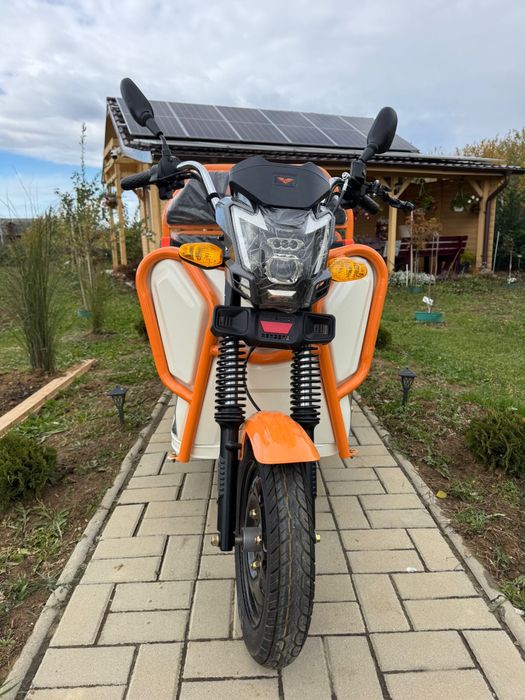 tricicleta electrica noua,0 km