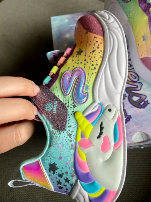 Adidasi Skechers cu unicorn noi,marime 32