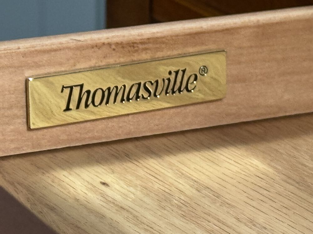 Бюро масив Thomasville Р298