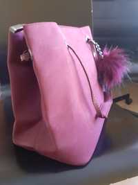 Дамска чанта в цвят бордо