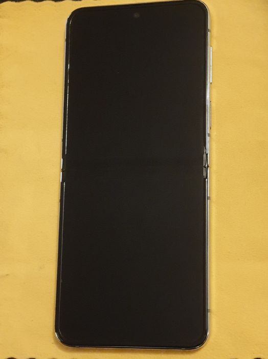 Samsung Galaxy Z Flip5 512Gb 8gb ram