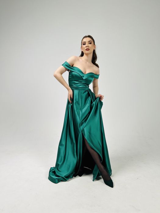 Продаются платья!!!