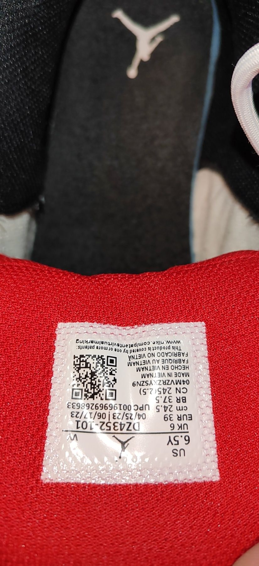 Nike Jordan Max Aura 5, номер 37,5