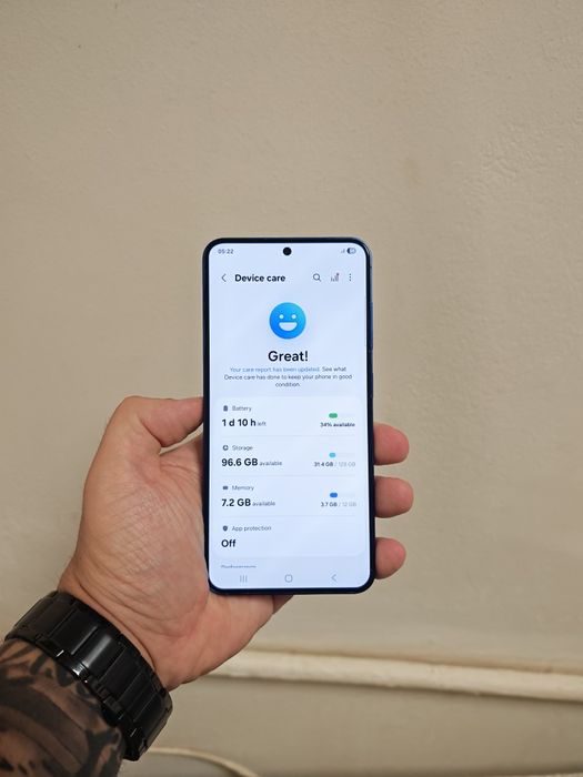 Vând sau schimb Samsung S25 Blue Că Nou totul original liber retea