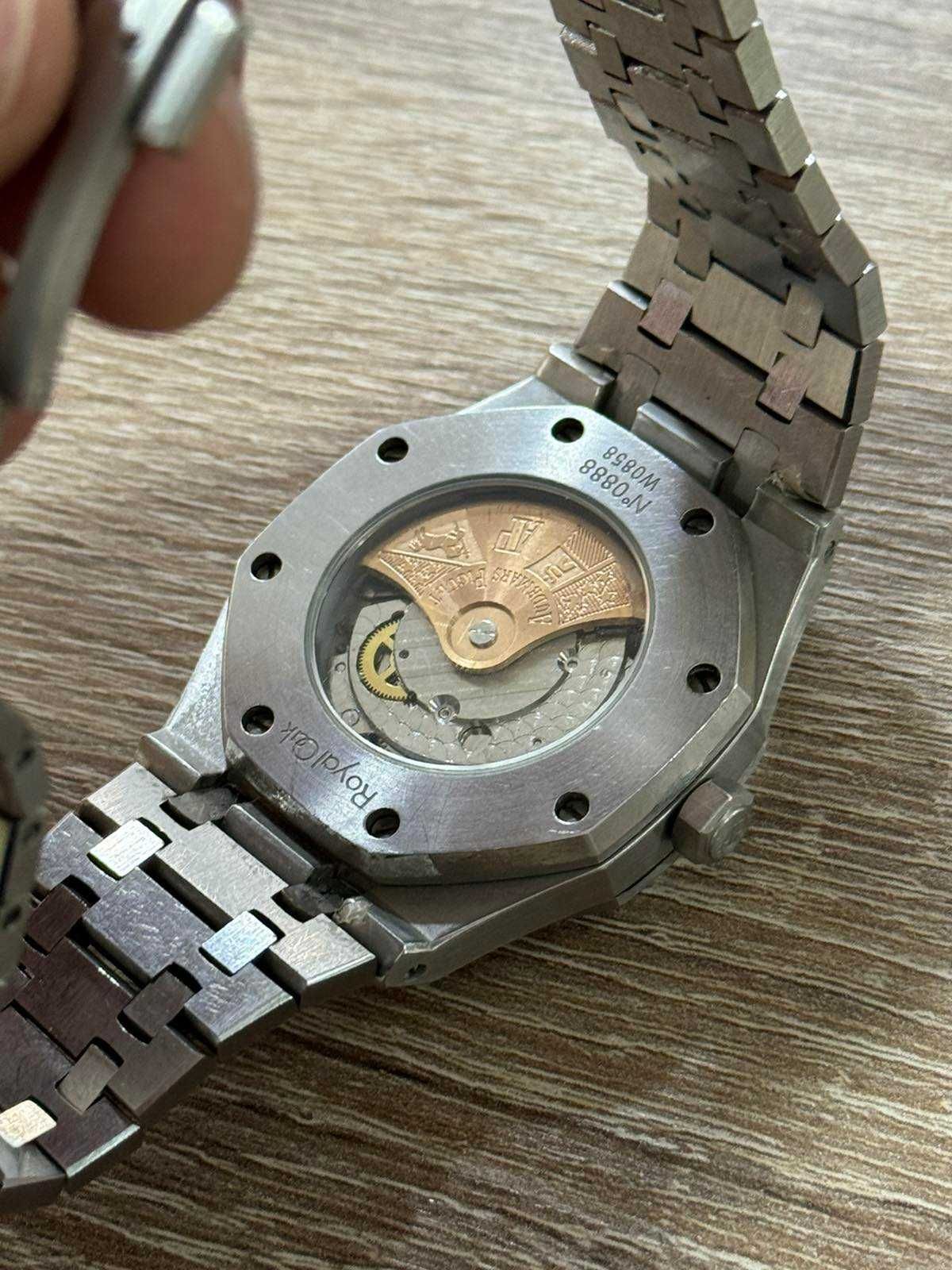 Продавам Мъжки Часовник Audemars Piguet