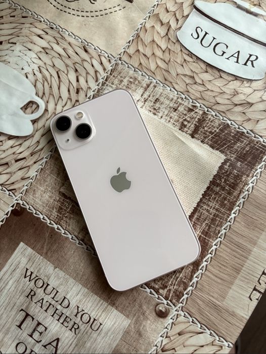 Продам айфон 13 память 128гб