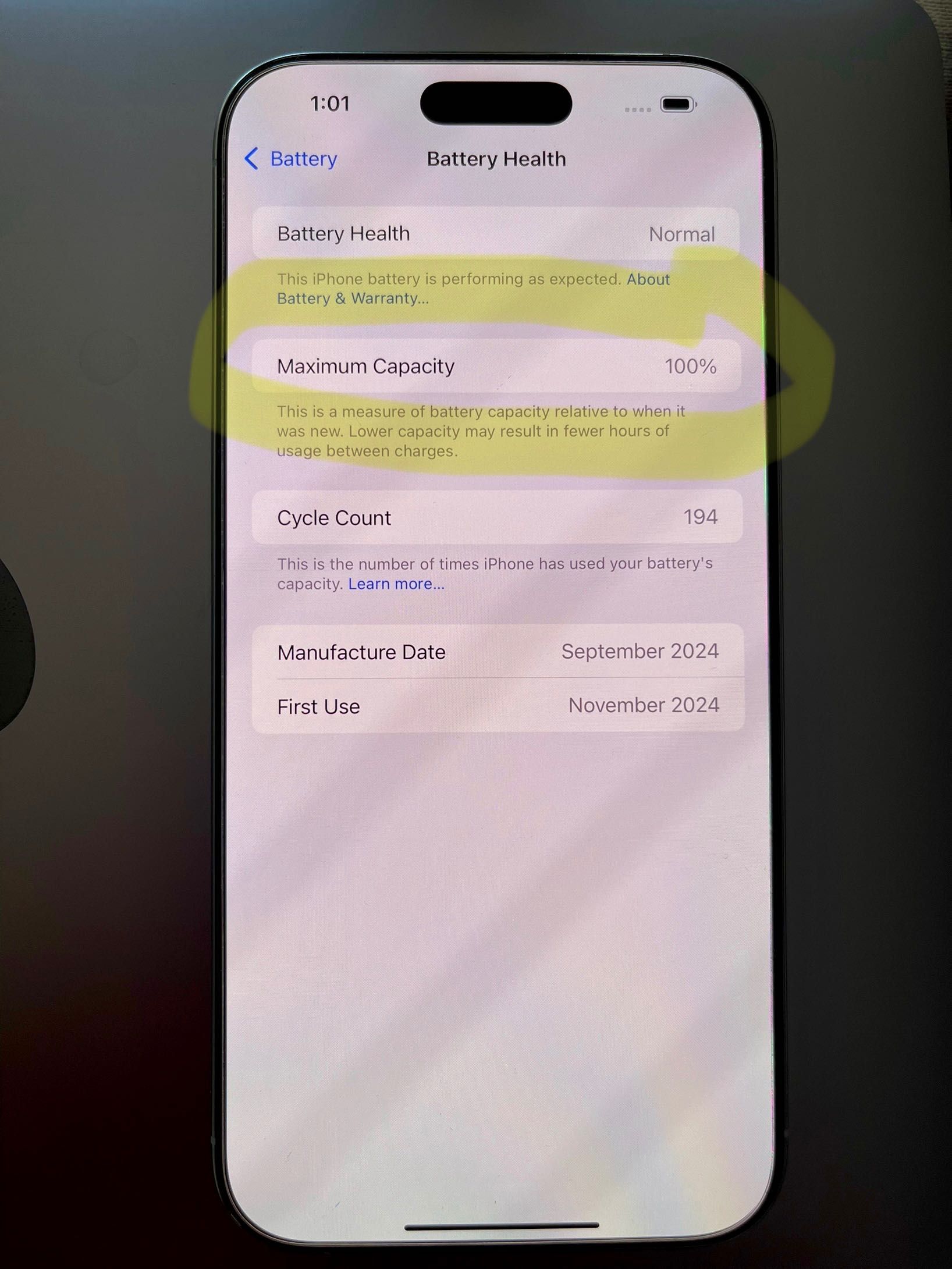 iPhone 16 Pro Max 256GB - Отключен, Като Нов + Аксесоари + Гаранция