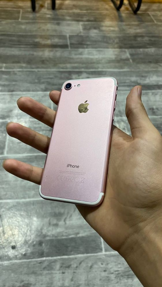 Iphone 7 tiniq holatda