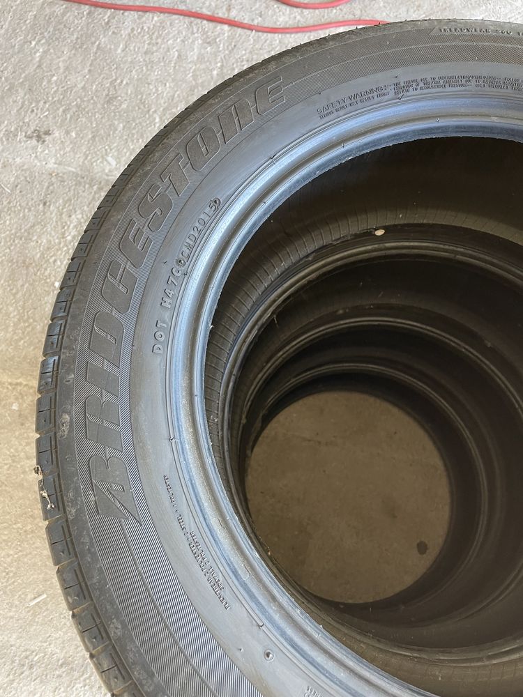 235/55/18 Bridgestone 4 броя 7-7.5 мм