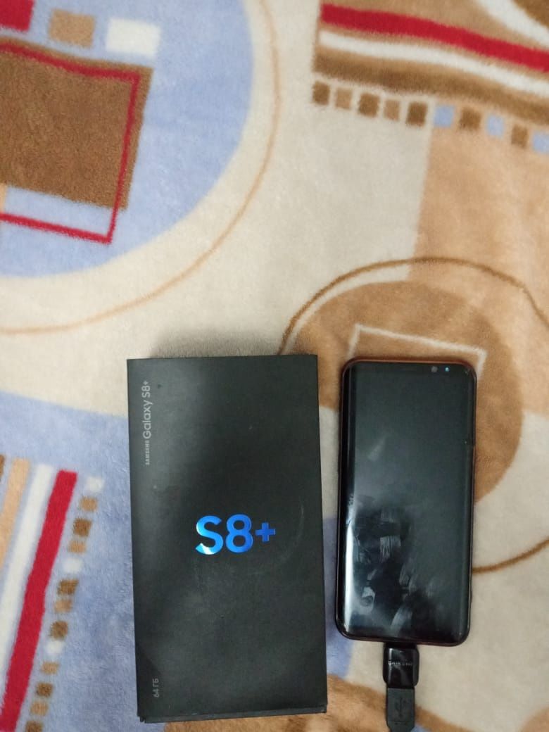Samsung S 8+ продам