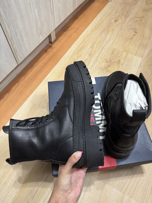 Зимни боти Tommy Jeans