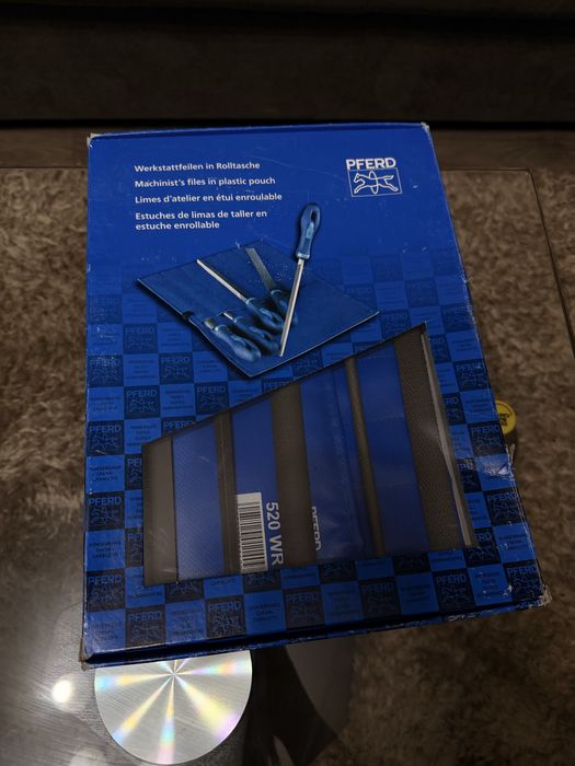 Set pile de atelier PFERD 520 WR, în husă rulabilă din plastic.