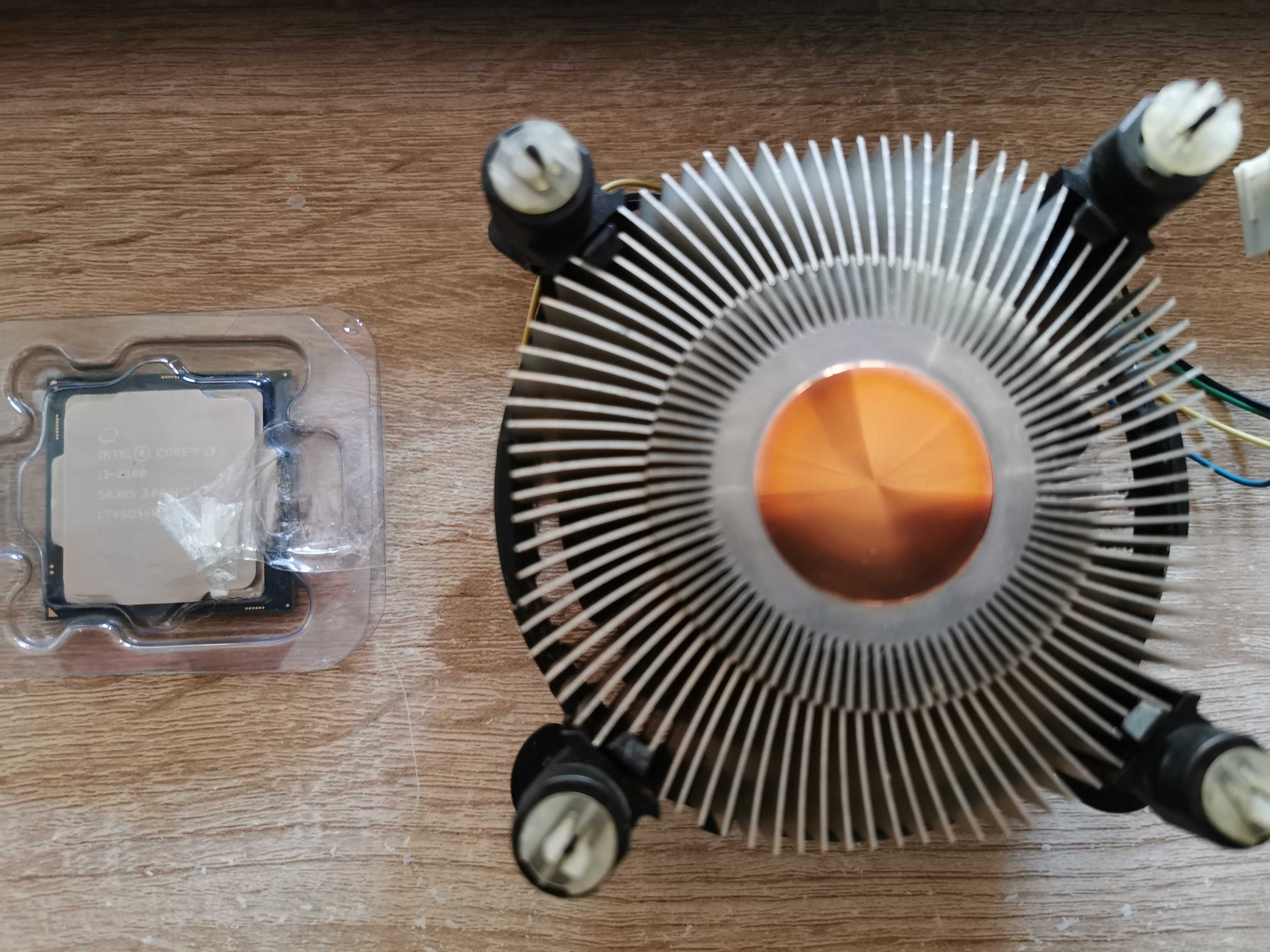 Четириядрен процесор Intel I3 8100, вентилатор/охладител, памет 2x4GB
