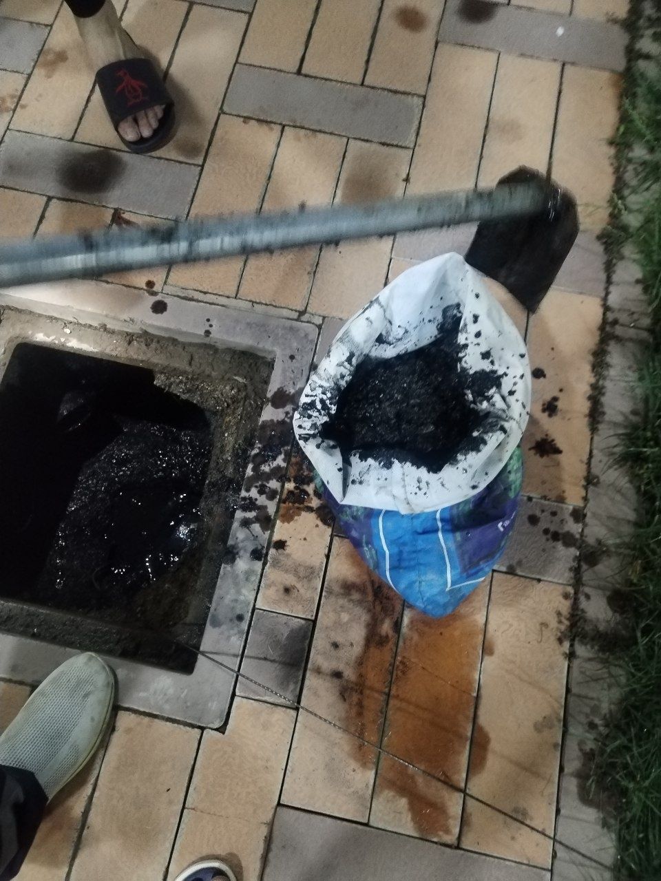 Konalizatsiya tozalash xizmati. Услуга чистки конализатсия