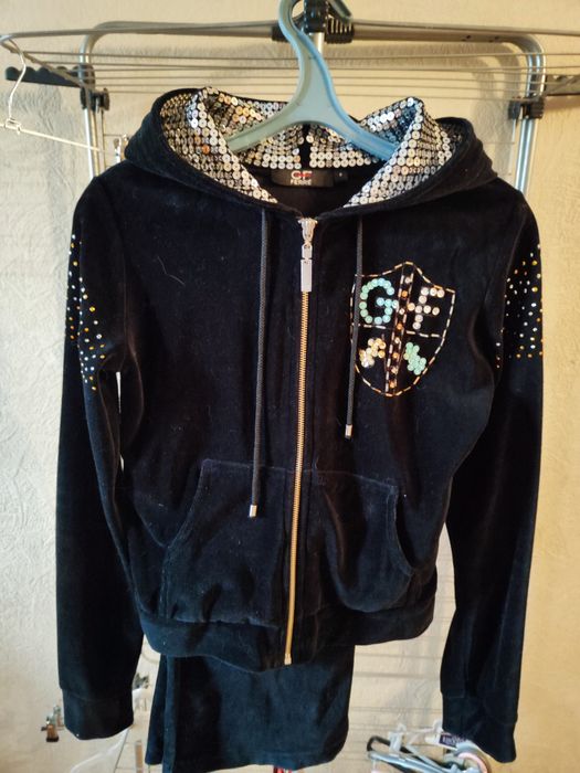 Спортшик велюровый костюм