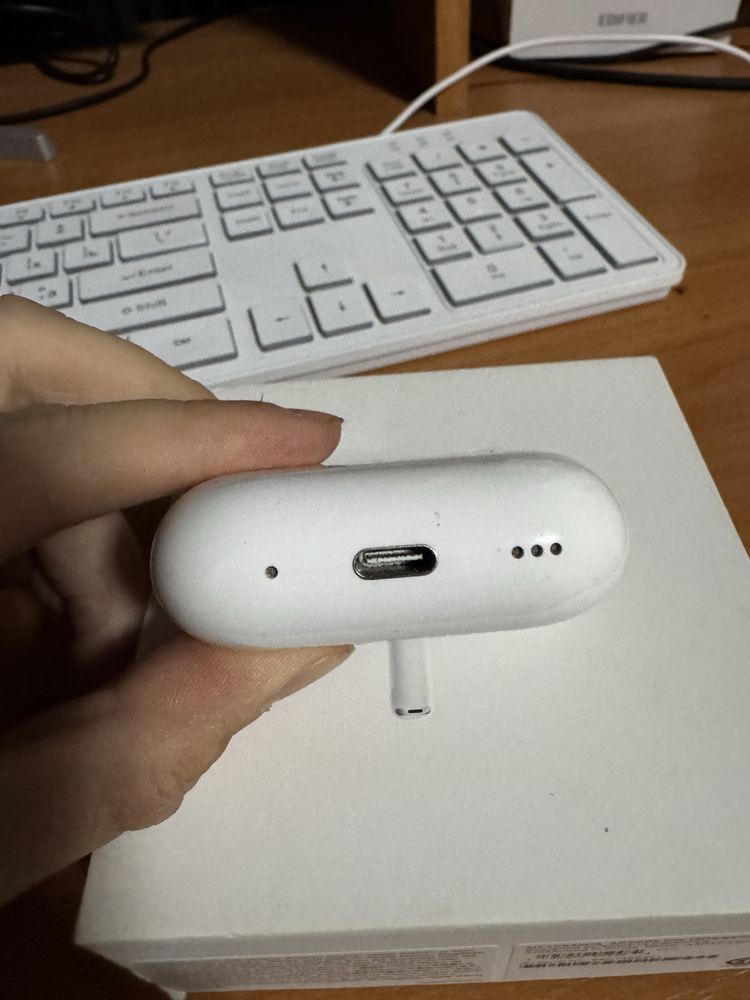 Airpods pro 2 Type - c