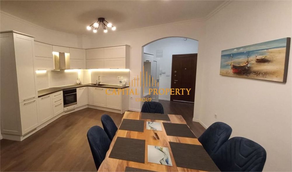 Дава се под наем Тристаен апартамент в Варна, Гръцка махала - 130 кв.м за 1300 € - Снимка #1