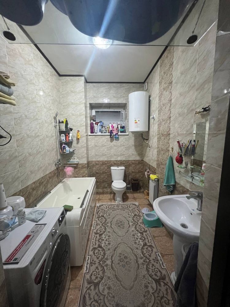 Uy sotiladi 3xona manzil jizzax shahar stadion kicha oq domlar