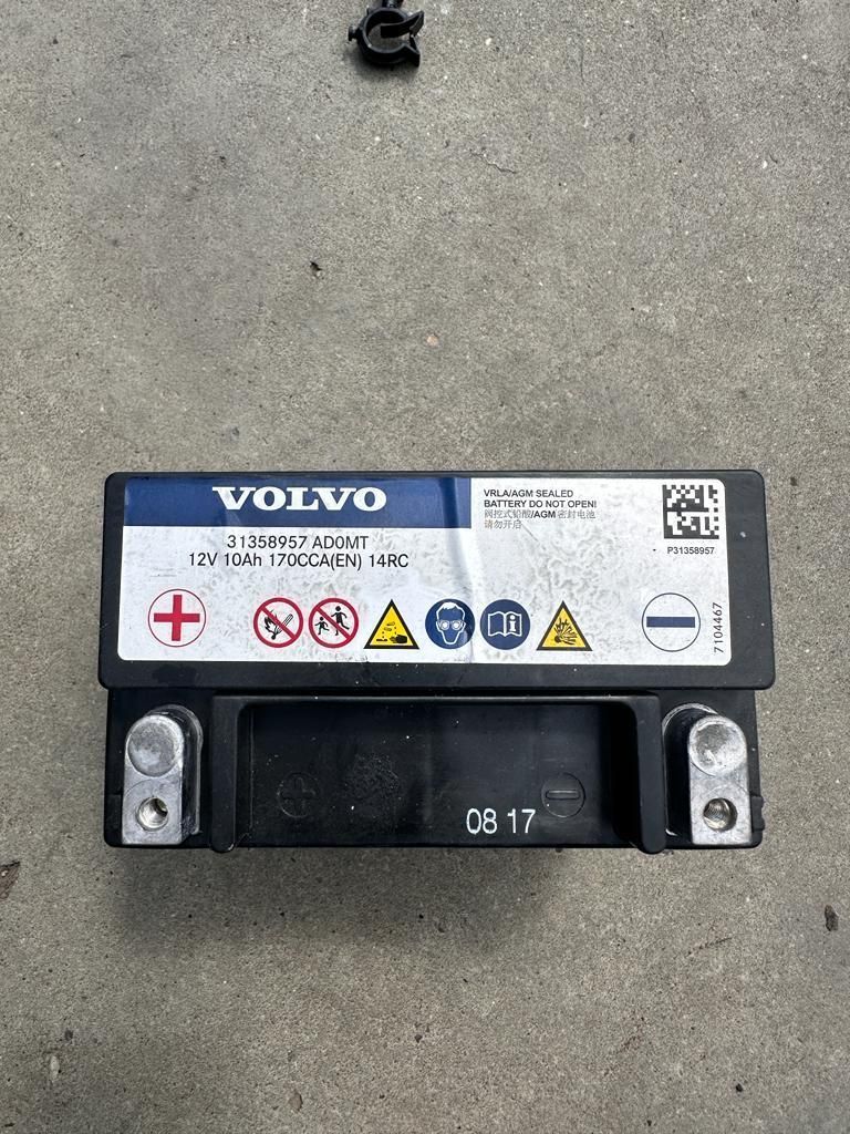 Baterie 120V Volvo XC90 2015-2020 31358957