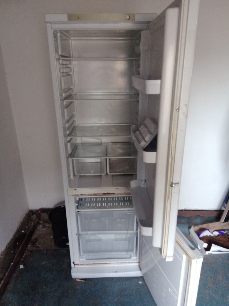 б/у холодильник и стиральная машина