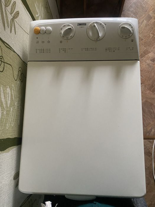 Продам стиральную машинку автомат занусси