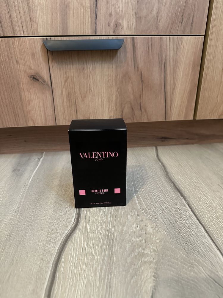 Valentino born in roma intense