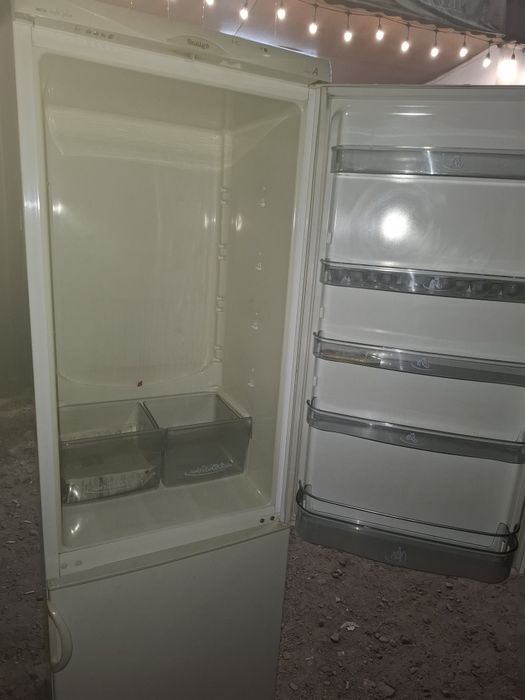 Холодильник рабочий