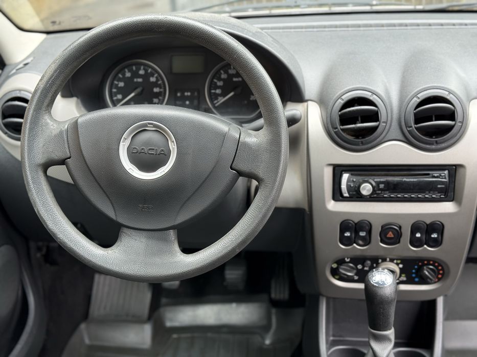 Vand Dacia Logan 1.4 MPI 119.000 km facelift A/C Proprietar