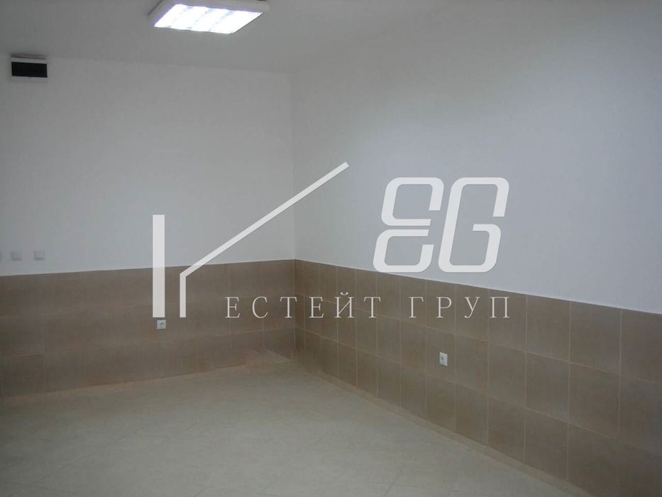 Магазин в Варна-Владиславово площ 150 цена 2500