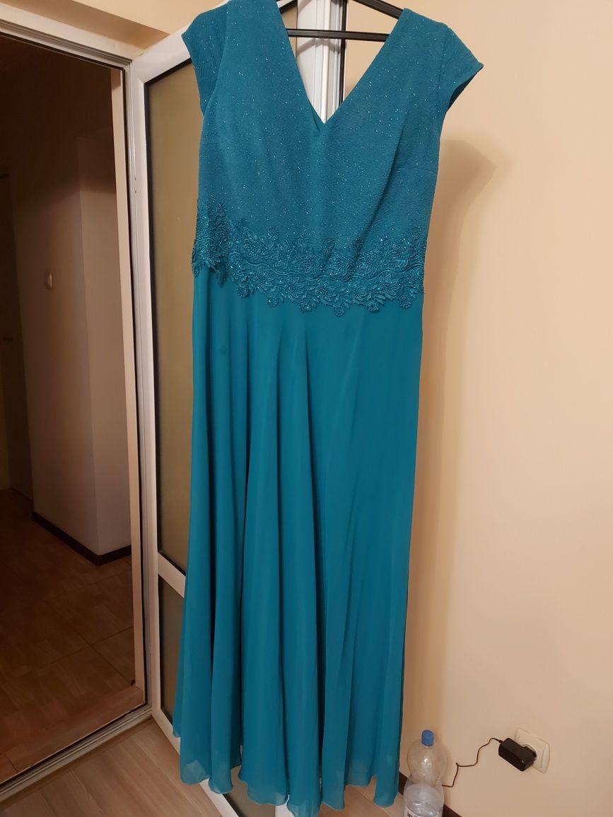 Rochie eleganta mărimea 48