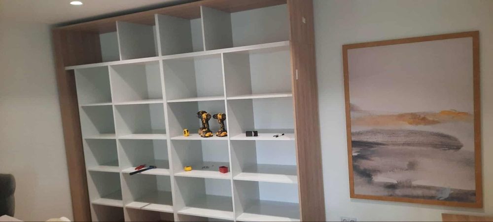 Montez/demontez  si execut diverse reparații la mobilierul tau