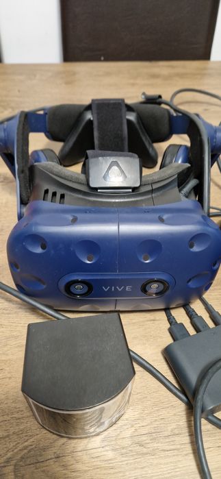 Pachet 3 Kit-urit ochelari realitate virtuala Vive.