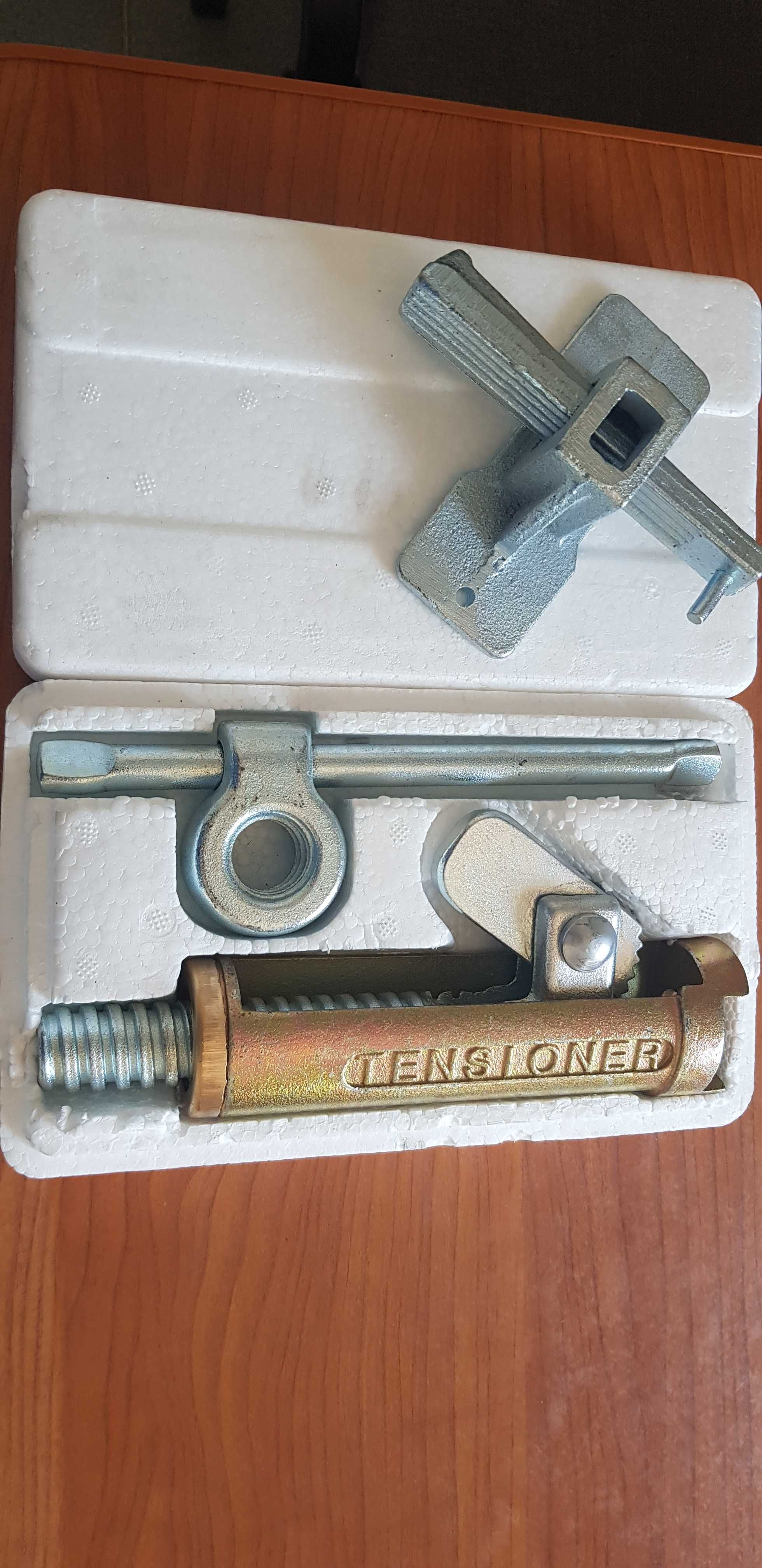 Cravate stalp 15/45 cm, coltare stalp, cofraje stalp beton