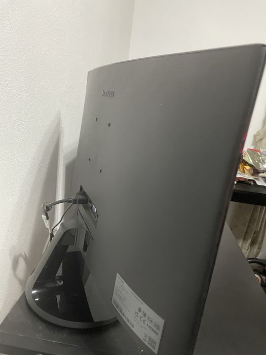 Monitor samsung 75hz curbat