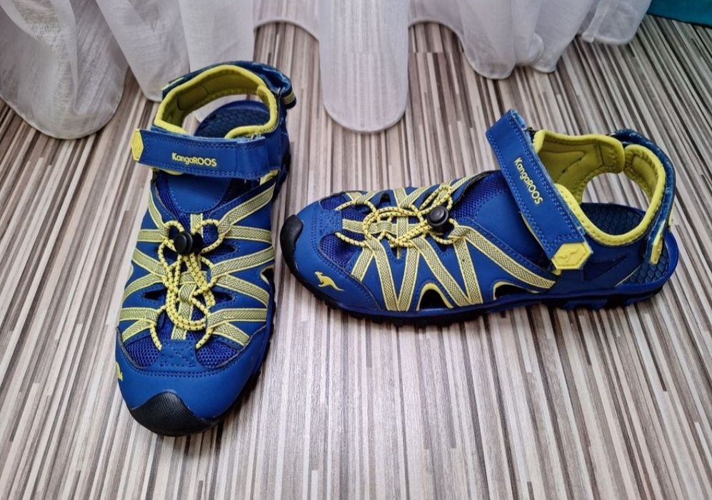 Sandale KangaRoos mărime 40 ca noi.
