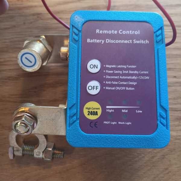 НОВ! Автомобилен Kill Switch с дистанционно 12V 240A