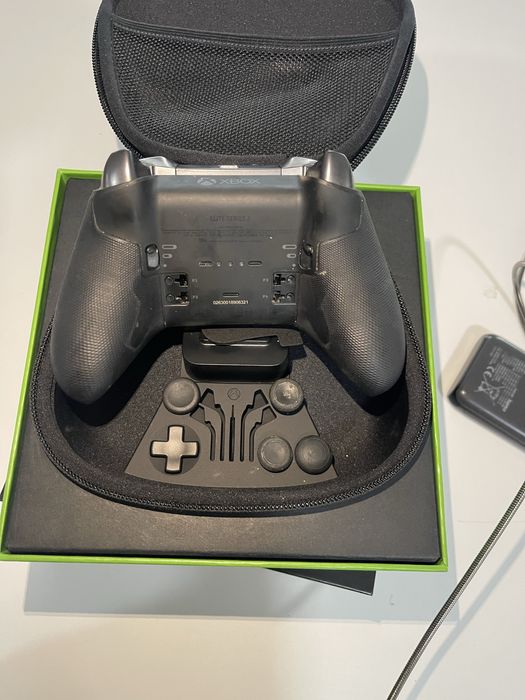 Controllere XBOX Elite Series 2, Stick Drift ,Mici defecte estetice