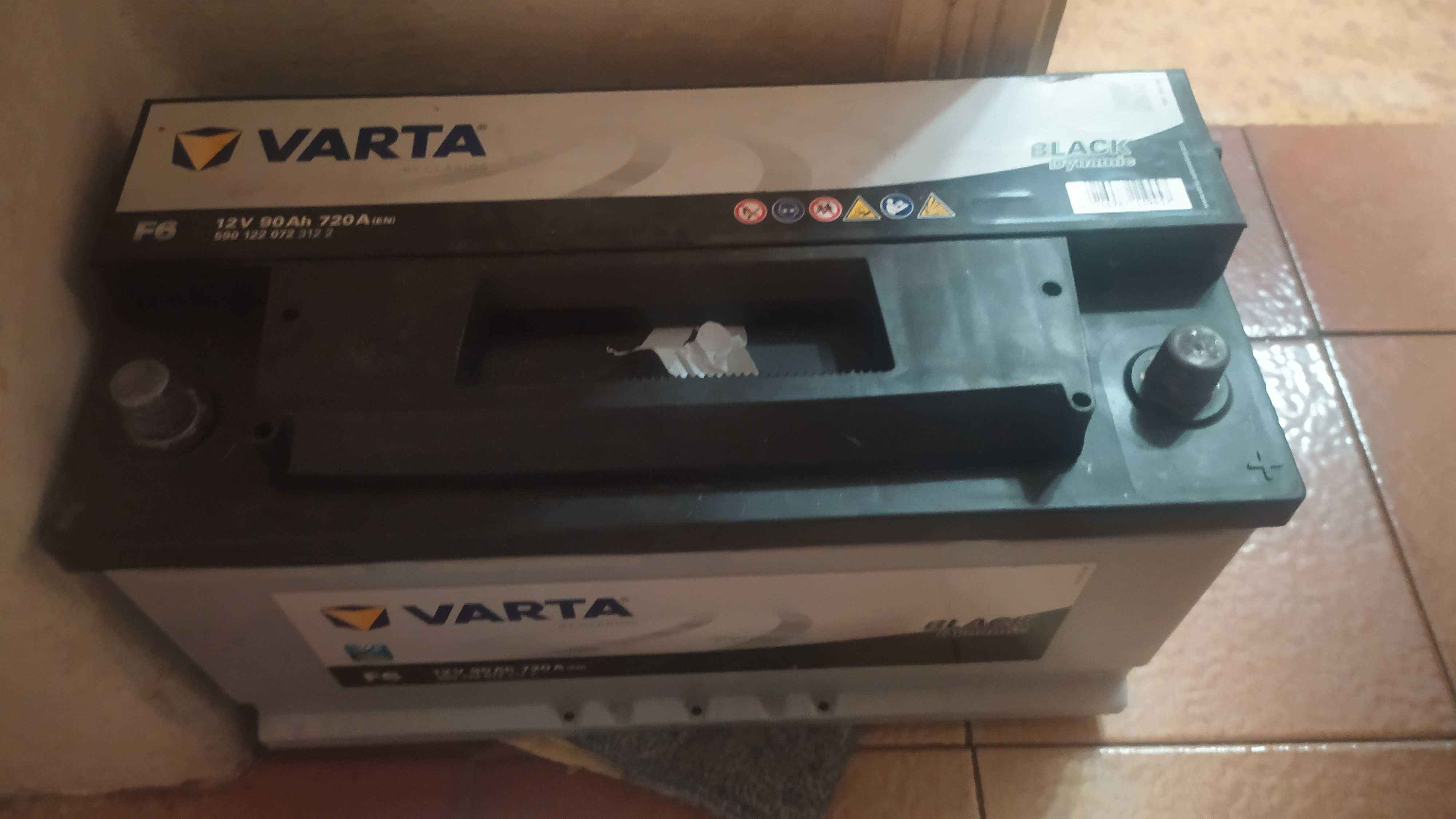 Акумулатор VARTA