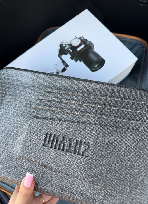 Vând Stabilizator Zhiyun crane M3 S pentru fotoaparat (Nou- nefolosit)