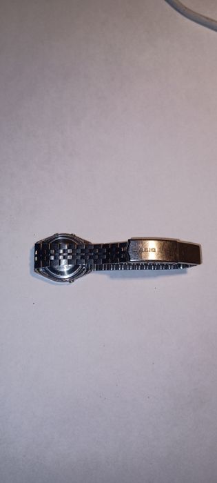 Ceas dama CASIO.