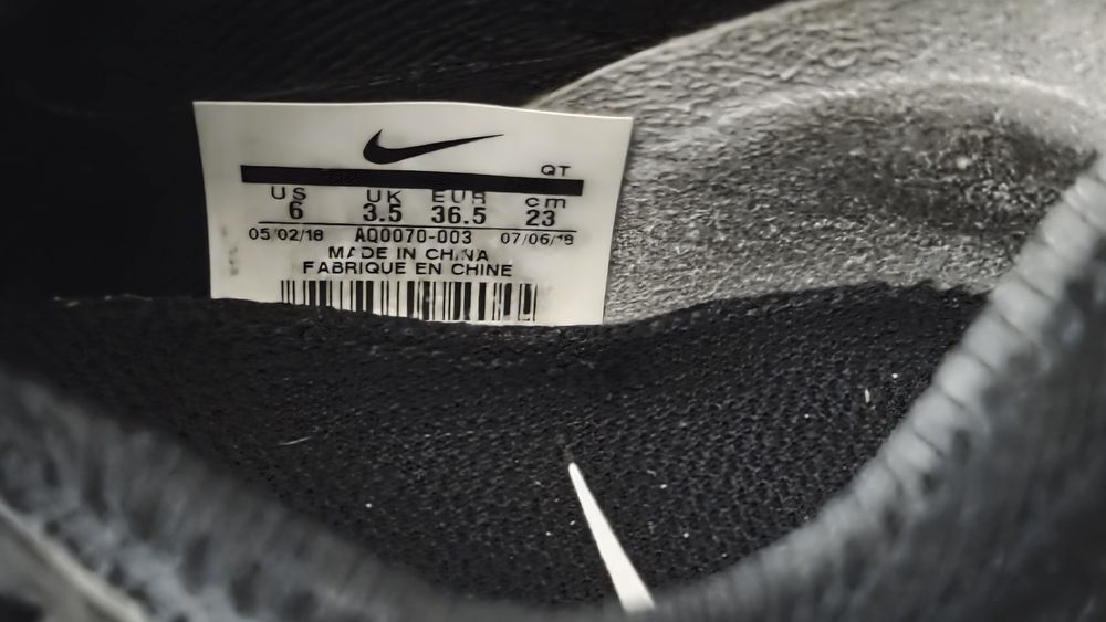 Nike 36.5 номер, стелка 23см