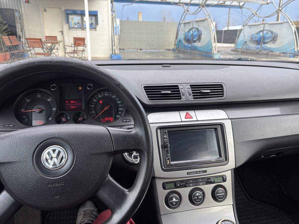Dezmembrez Passat b6 1.9 Bls in stare buna