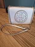 Оригинална дамска чанта GUESS