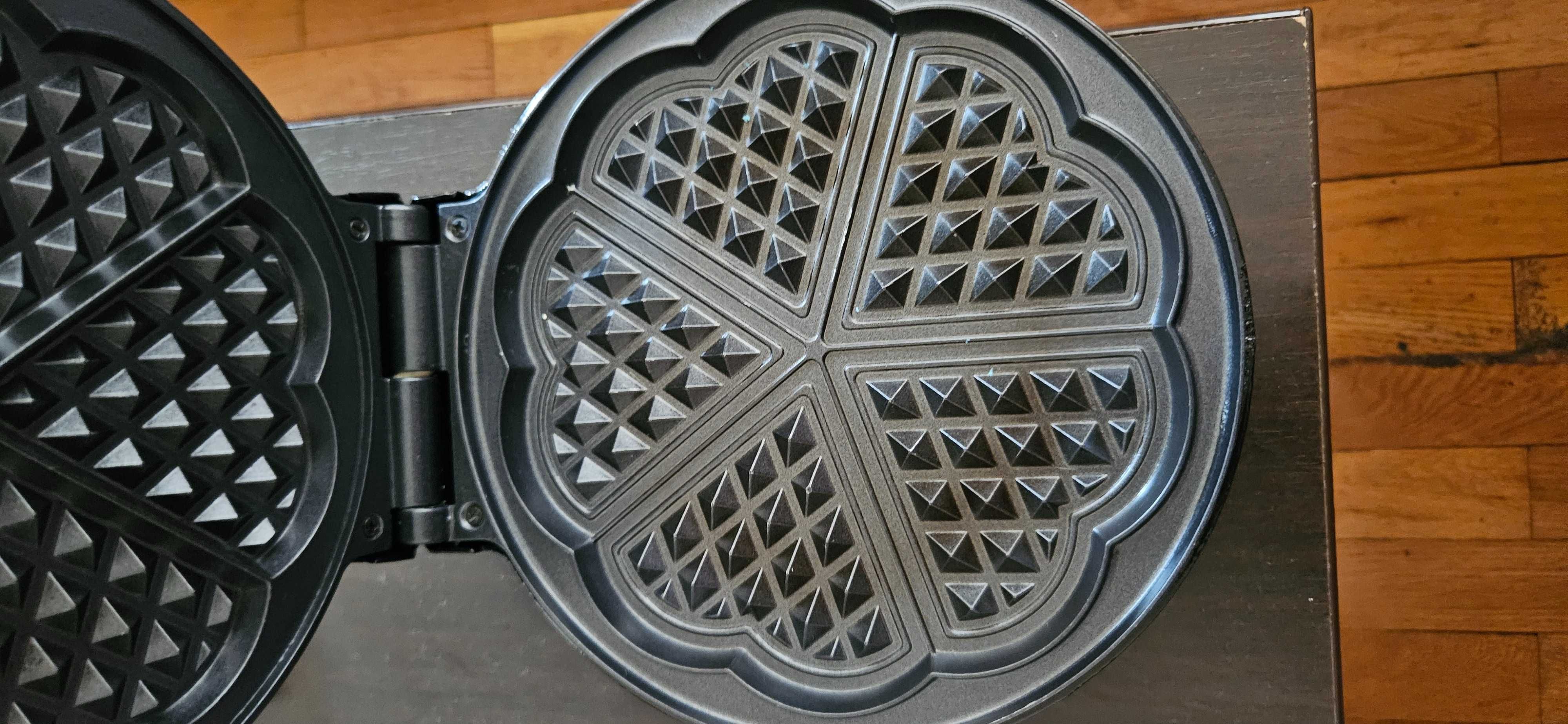 Уред за гофрети/ Waffle maker