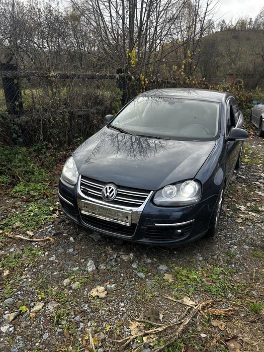 Vând Volkswagen jetta 1.4 tsi dsg