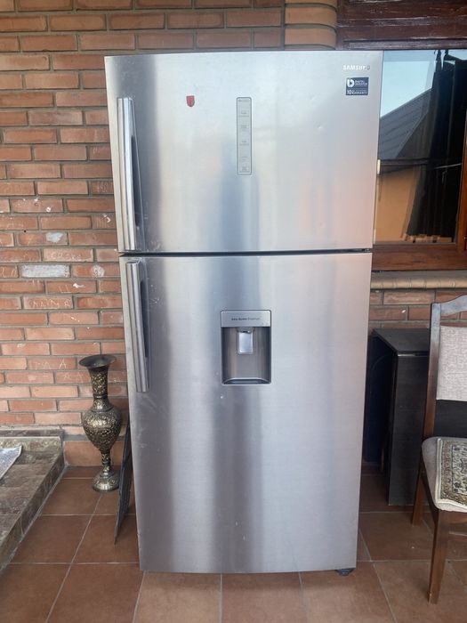 Холодильник , не работает только вентелятор