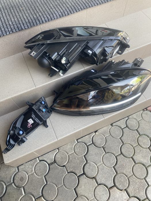 Faruri stanga vw golf 7 facelift halogen stanga5G1941005D