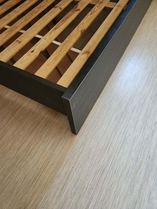 Спалня с матрак и гардероб