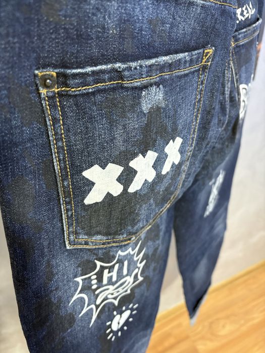 Blugi Dsquared2 model NOU marimea S