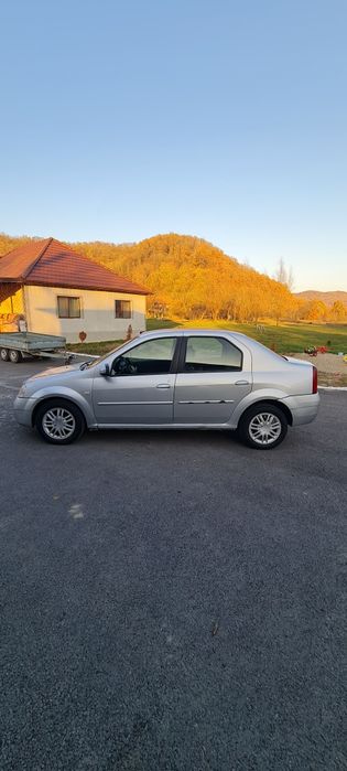 Vând Dacia Logan PRESTIGE